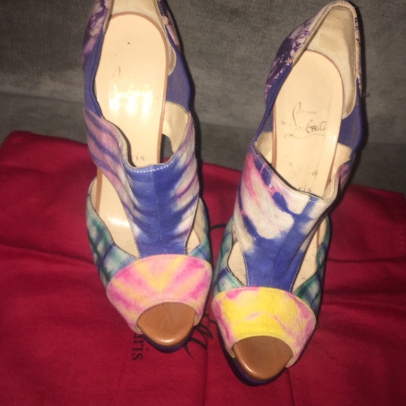 Louboutin Peep Toe - Picture 1 of 3